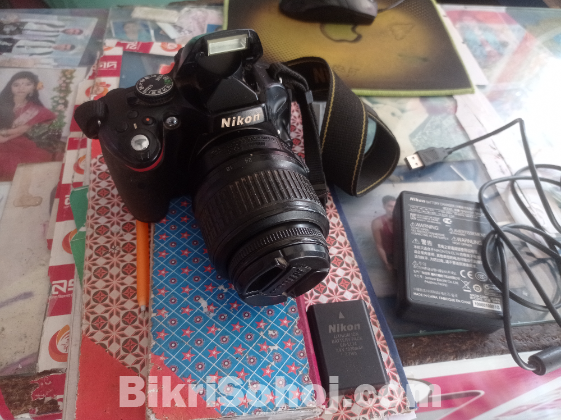 Nikon D5100 Dslr camera